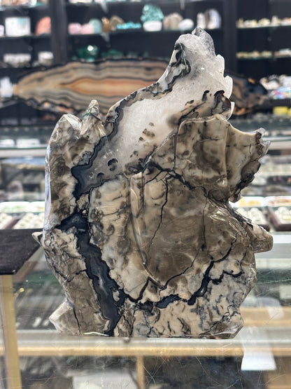 Hand Carved Agate Eagle, 1872gr, 23x19x3cm, Thailand