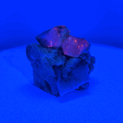 Fluorescent Hackmanite & Calcite on Quartz, Pakistan, 120.42gr
