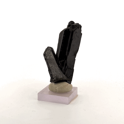 Epidote Crystal, Guerrero, Mexico 25x21x55mm