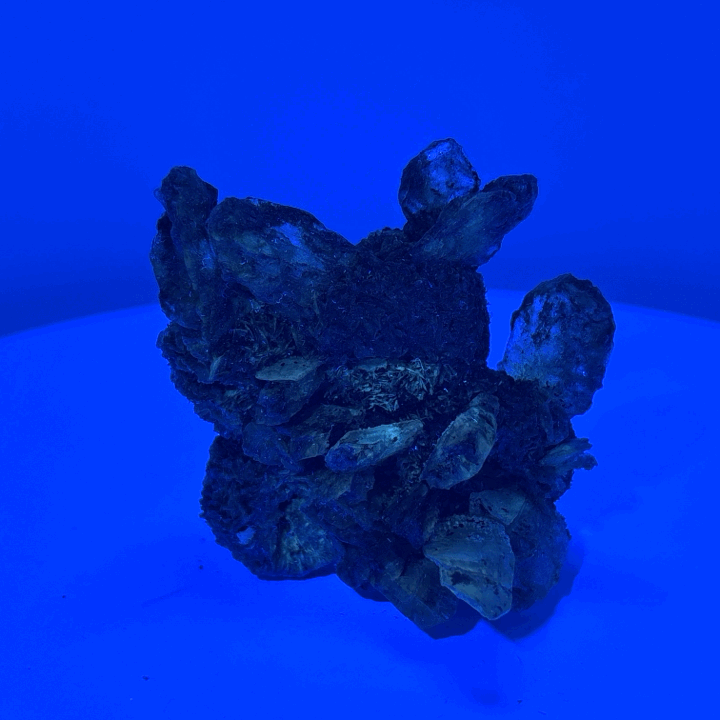 Fluorescent Selenite, Wyoming, USA, 153gr, 9x8x6cm