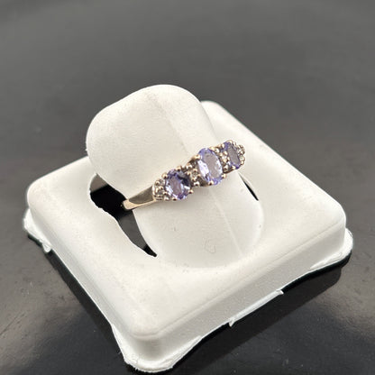 10K Tanzanite & Diamond Ring - 1.19gr