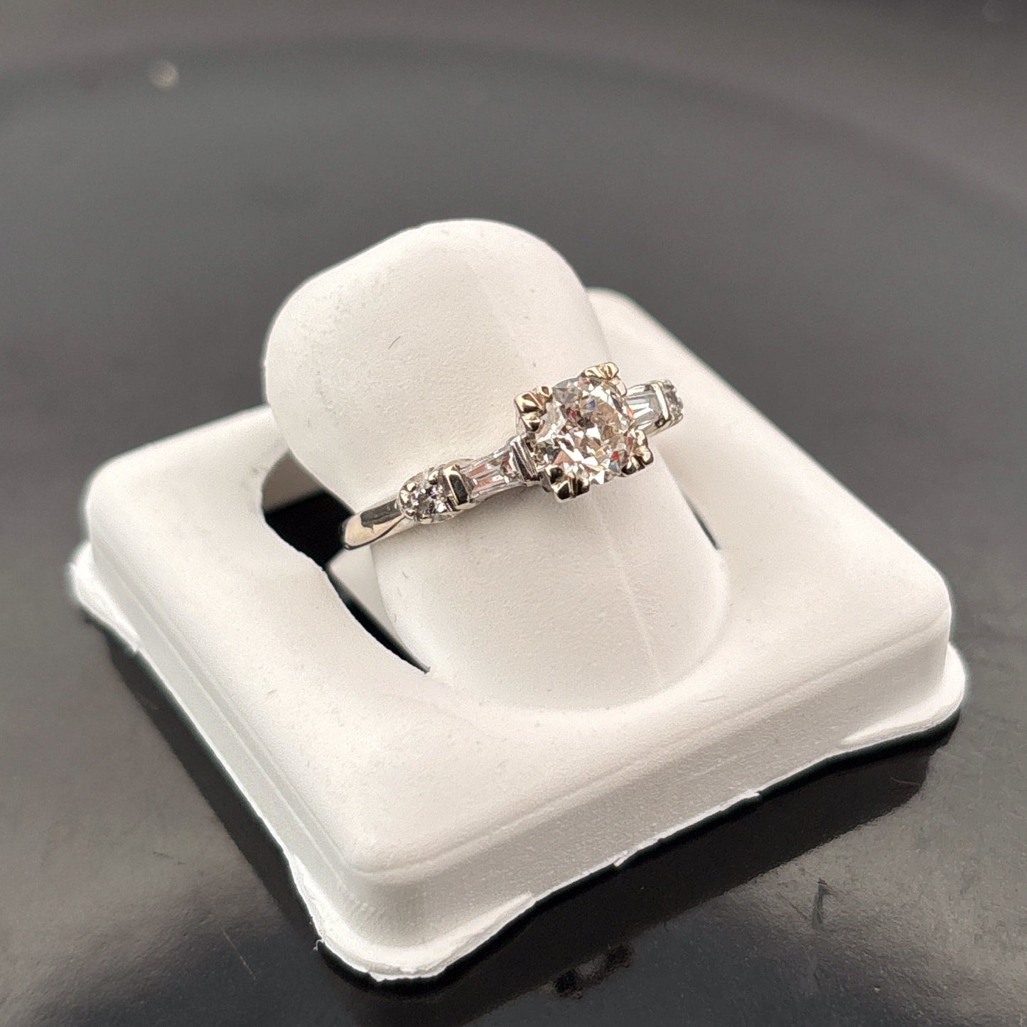 14k Diamond Ring, 1/2cttw, HI, VVS2/VS1, 2.75gr