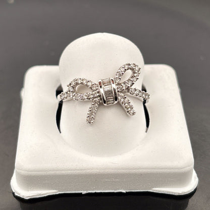 10k Diamond Bowtie Ring, 1/4cttw, 2.11gr