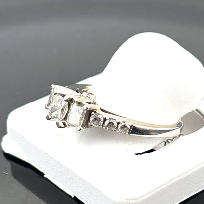 14K Natural Diamond Ring, 1/2cttw, Size 8 1/2, 4.4gr Weight