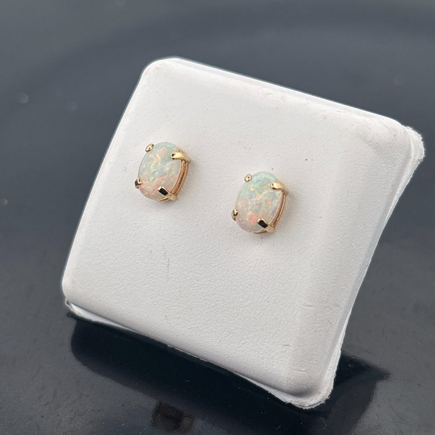 14K Australian Opal Earrings, 7x5mm, 0.75gr