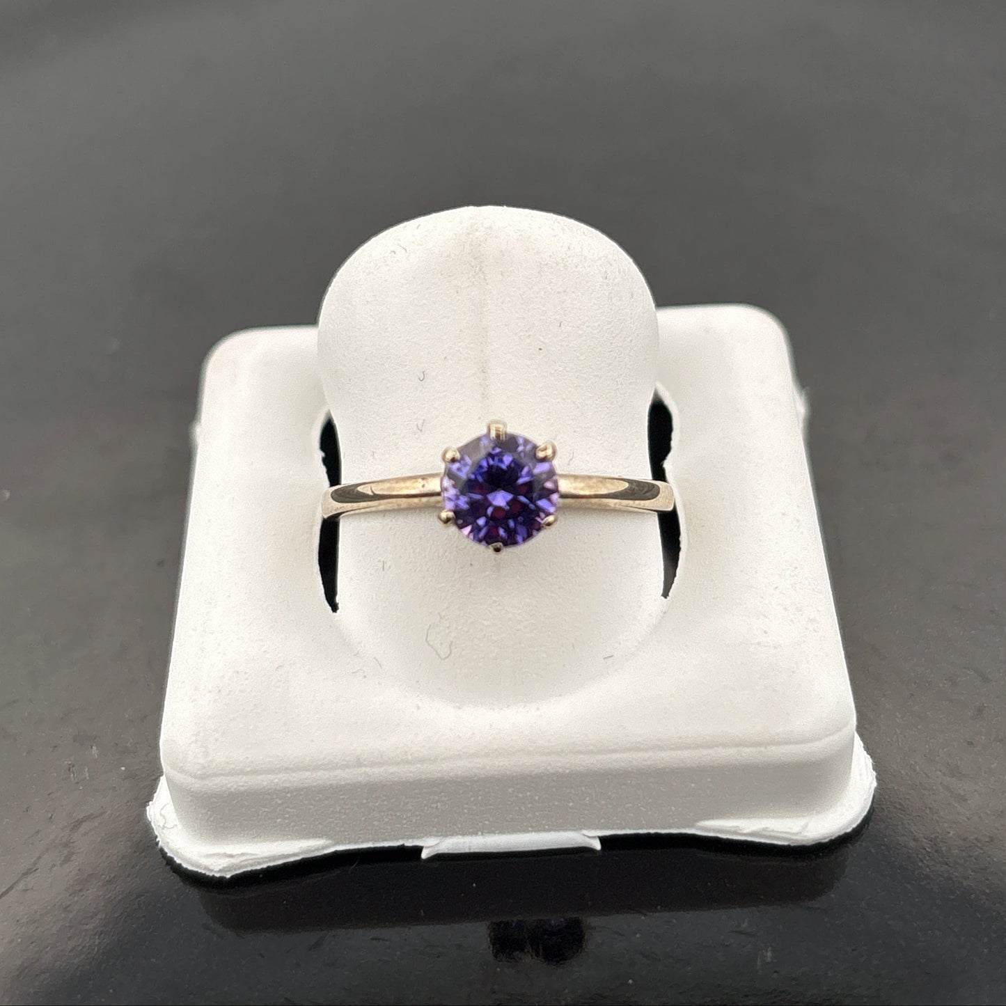 10K Tanzanite Ring, 5.5mm, 1.26gr