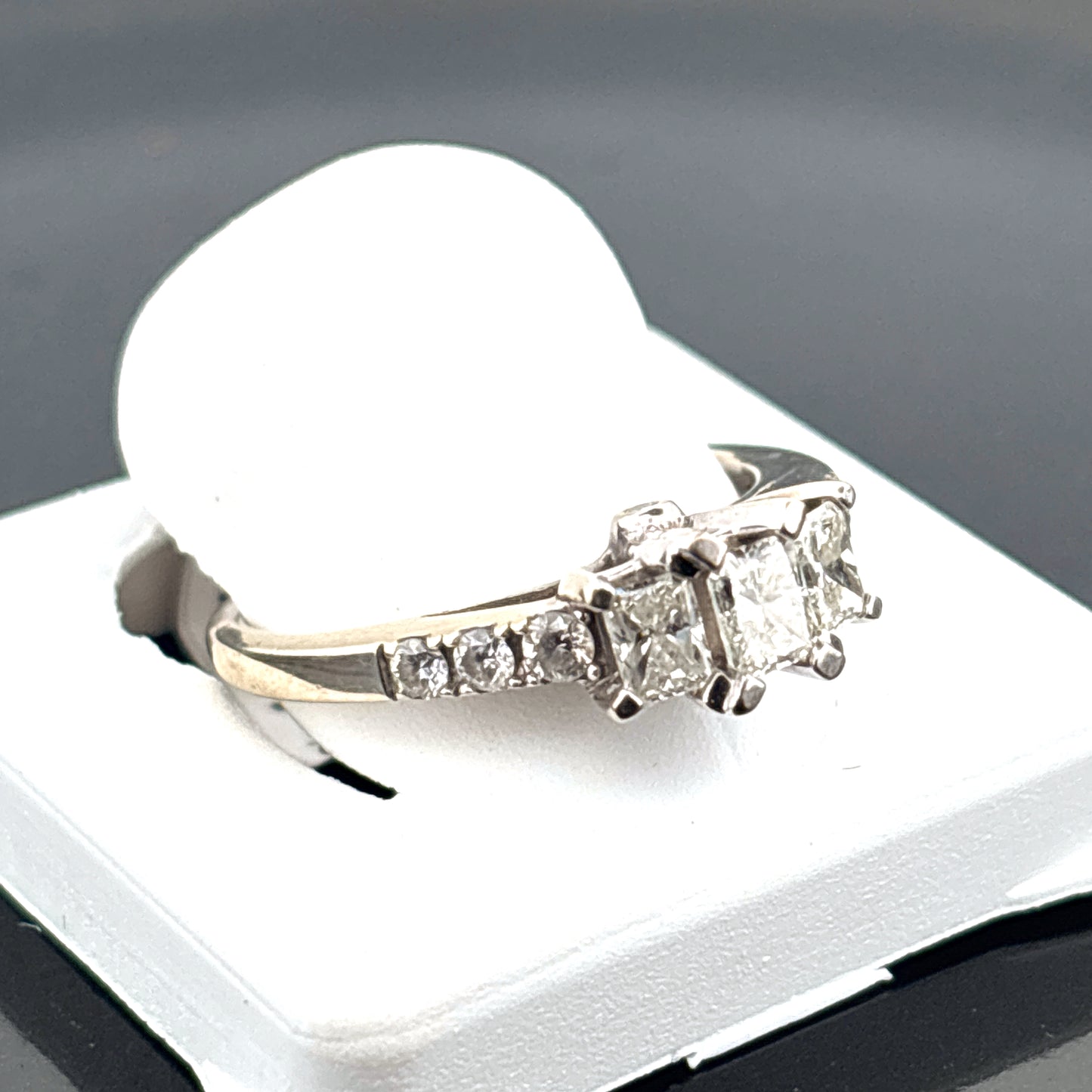 14K Natural Diamond Ring, 1/2cttw, Size 8 1/2, 4.4gr Weight