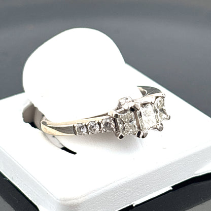 14K Natural Diamond Ring, 1/2cttw, Size 8 1/2, 4.4gr Weight