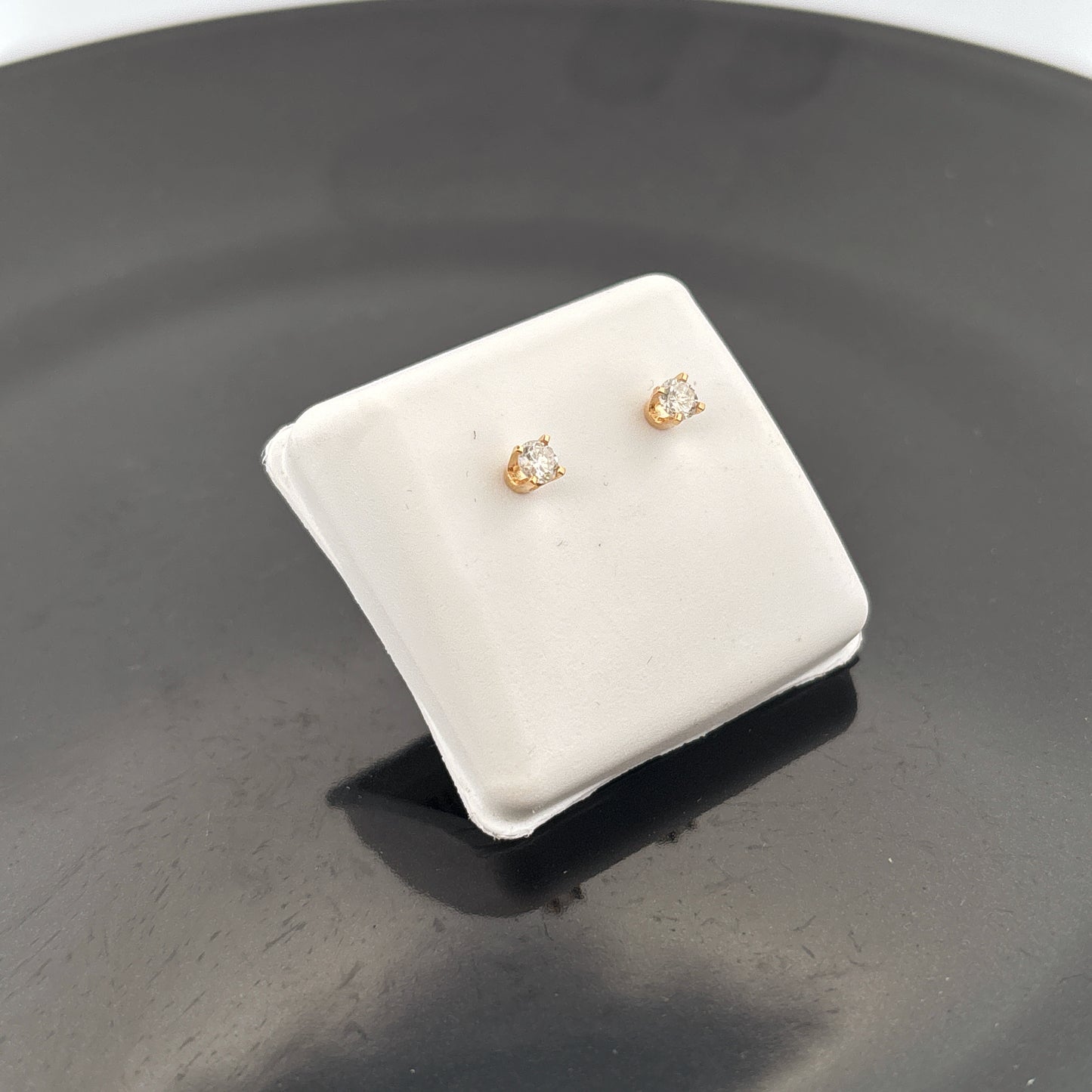 14K Diamond Stud Earrings, 1/4cttw, HI, SI1, 0.56gr