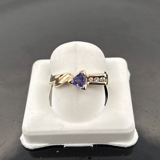 14K Tanzanite & Diamond Ring, size 7 1/2