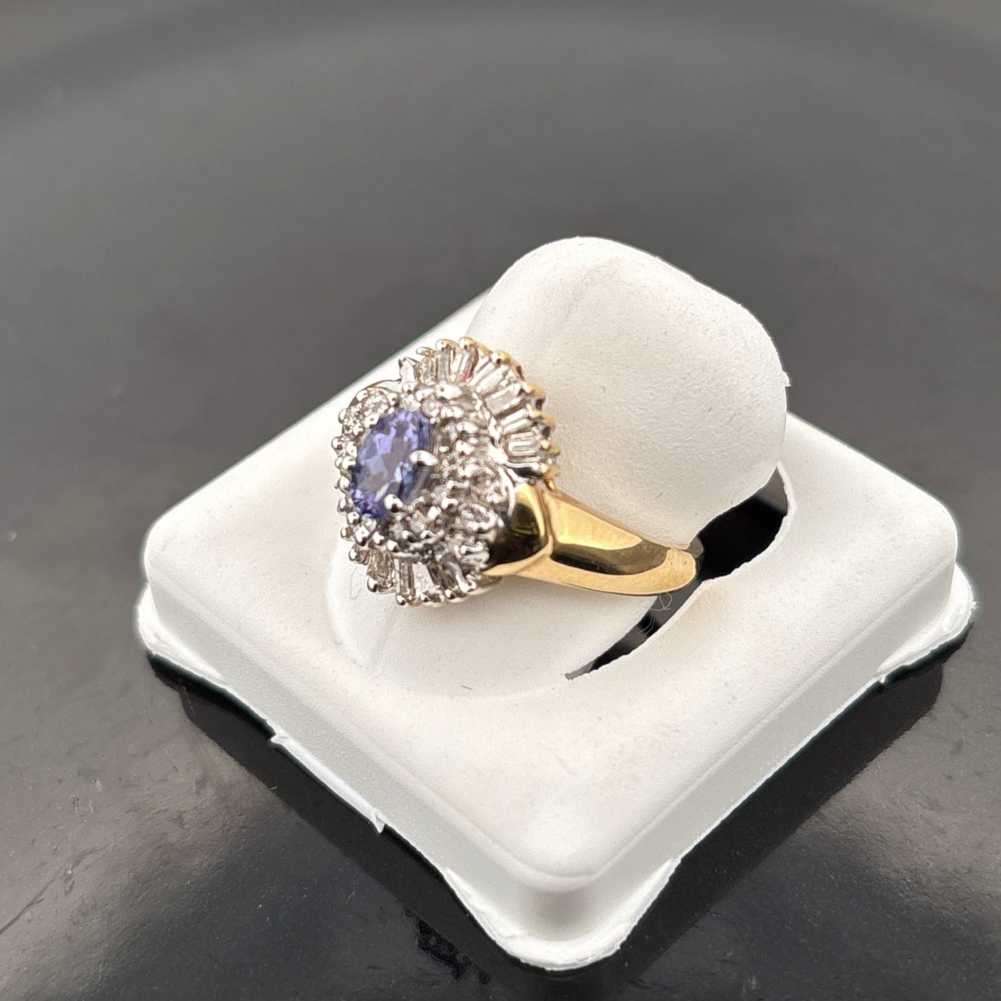 14K Tanzanite & Diamond Ring, 5.28gr